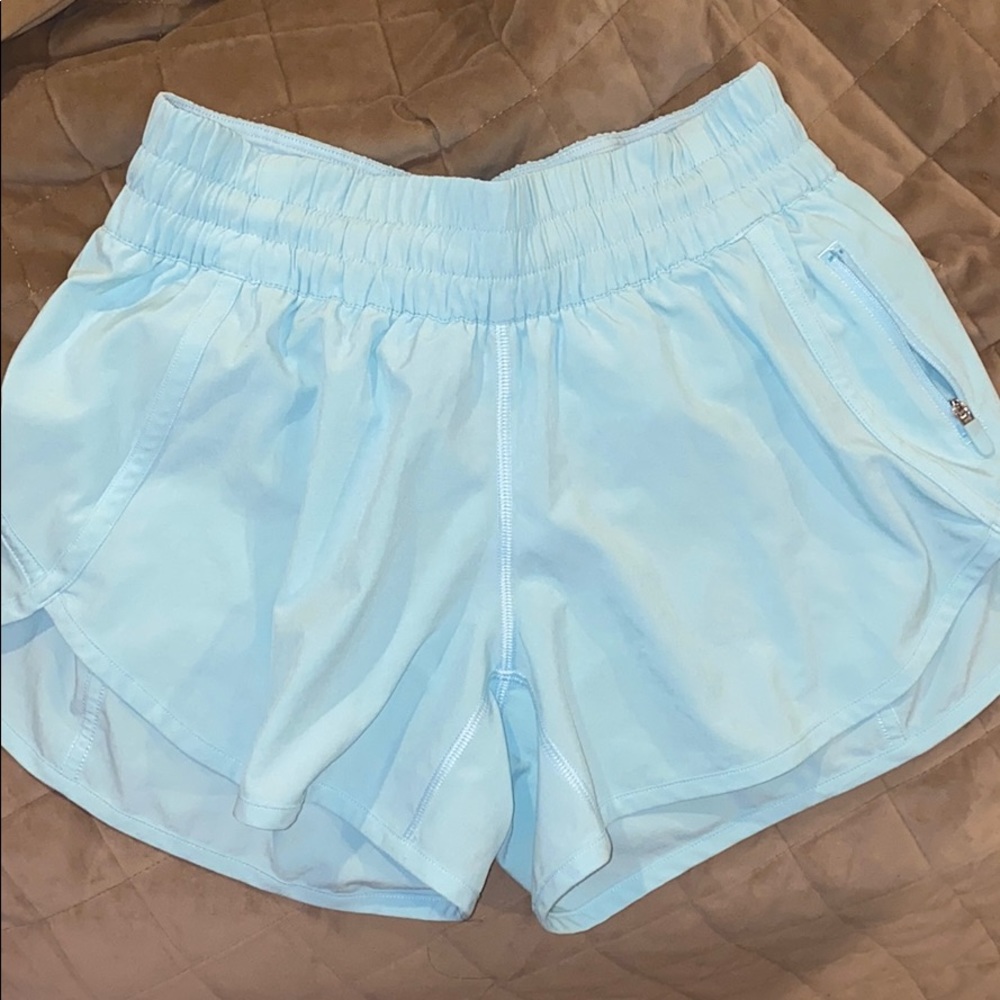 Tracker Short 4”